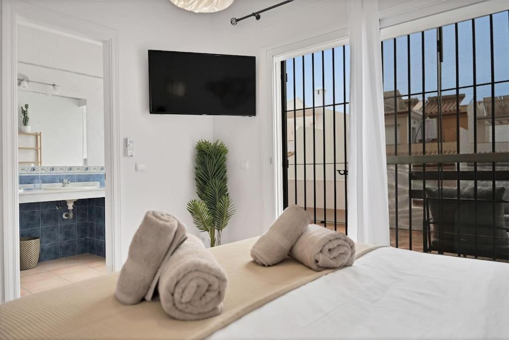 Adosado Con Solarium Y Piscina En - Vistamar 16 Apartment