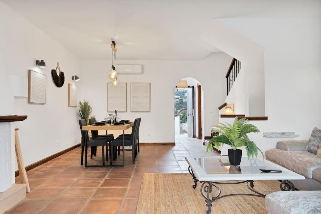 Adosado Con Solarium Y Piscina En - Vistamar 16 Apartment Marbella